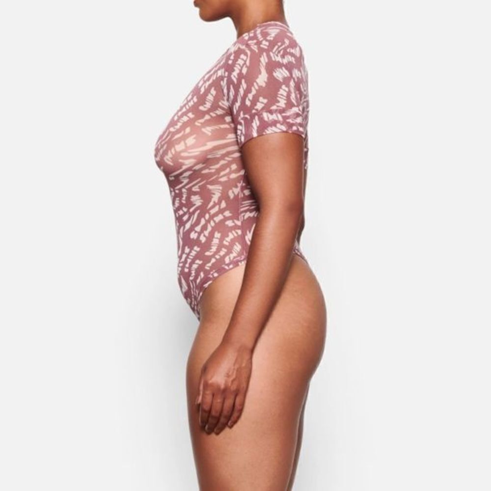 SUMMER MESH T-SHIRT BODYSUIT/ RASPBERRY SWIRL